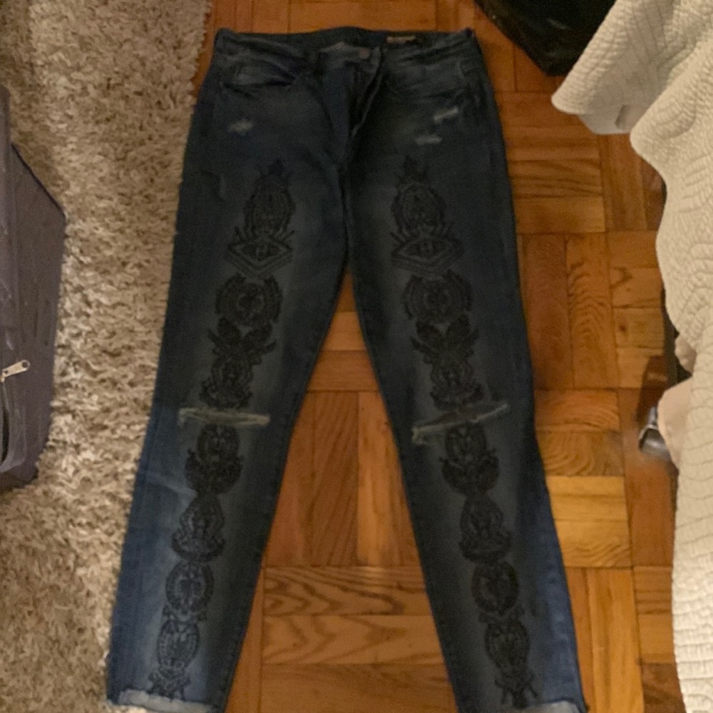 Blank NYC denim jeans with embroidery